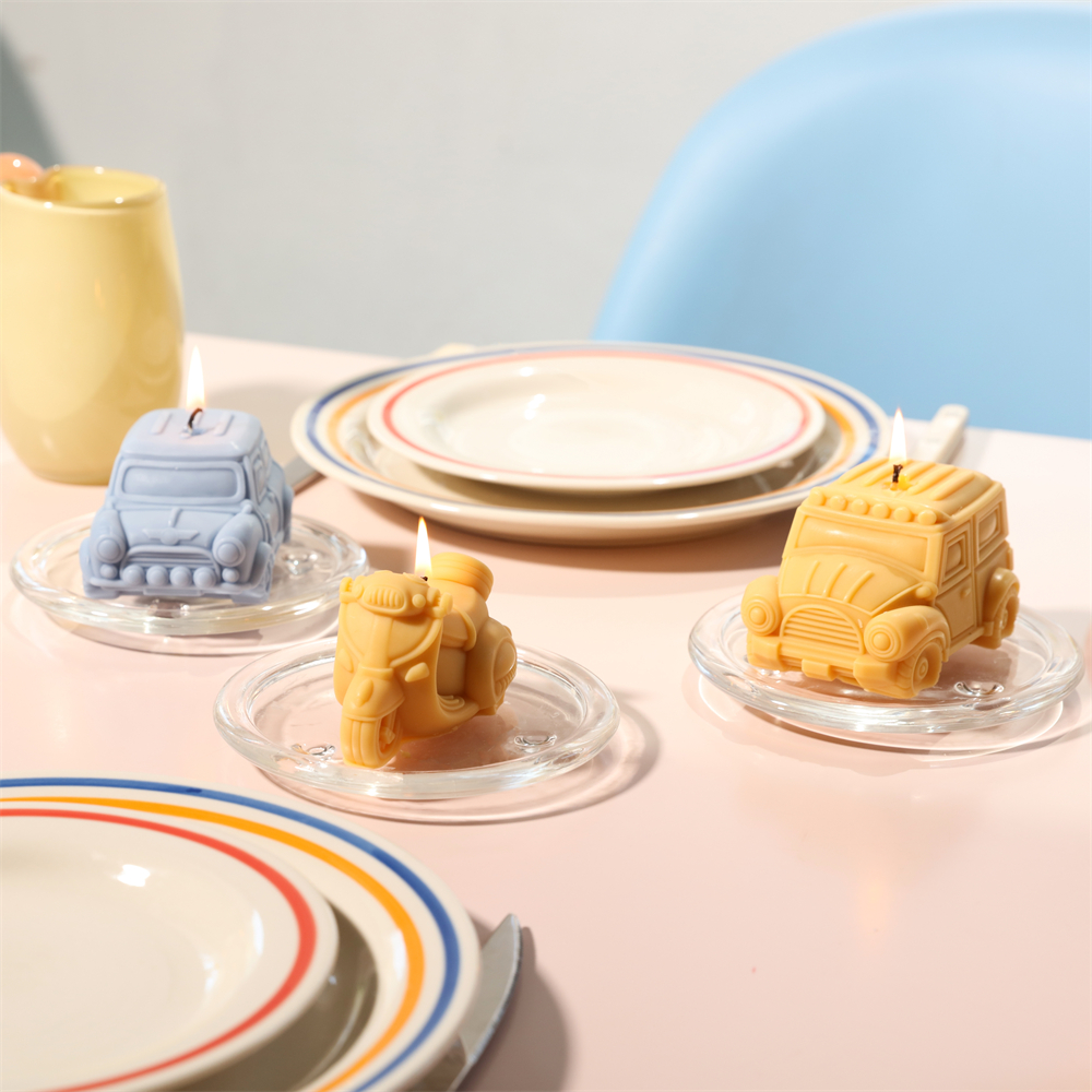 Nicole Vintage Retro Mini Car  - Soap Making Scents 评论和价格
