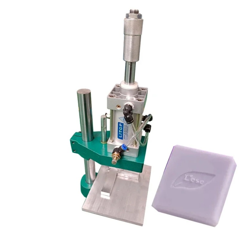 Small Scale 200kg/h Pneumatic  - Soap Making Machine Small Scale 评论和价格